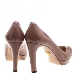 Pre Owned Prada Beige Patent Leather Platform Pumps Size 38.5