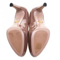 Pre Owned Prada Beige Patent Leather Platform Pumps Size 38.5