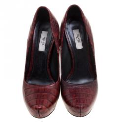 Pre Owned Prada Brick Red Croc Embossed Leather Pumps Size 36