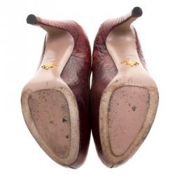 Pre Owned Prada Brick Red Croc Embossed Leather Pumps Size 36