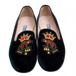 Pre Owned Prada Green Velvet Monkey Embroidered Smoking Slippers Size 39