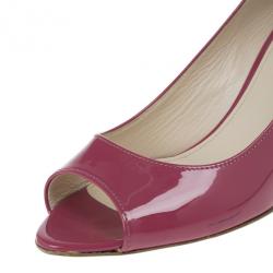 Pre Owned Prada Fuchsia Patent Leather Peep Toe Wedges Size 38