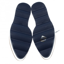 Pre Owned حذاء رياضي برادا ديربي بنعل سميك وينجتب مموج جلد بروج فضي ميتاليك مقاس 37.5