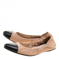 Pre Owned Prada Beige/Black Cap Toe Scrunch Ballet Flats Size 38.5