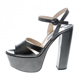 Pre Owned Prada Green Patent Leather Ankle Strap Block Heel Platform Sandals Size 38.5