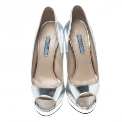 Pre Owned Prada Silver Leather Peep Toe Platform Pumps Size 40