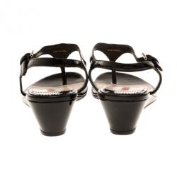 مملوكة مسبقًا Prada Sport Black Patent Leather Bow Wedges Size 37.5