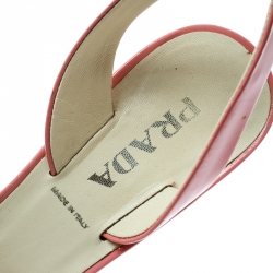 Pre Owned Prada Multicolor Woven Raffia and Alligator Cap Toe Sandals Size 37