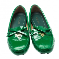 Pre Owned Prada Green Patent Leather Bow Loafers Size 39