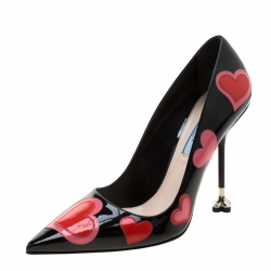 Pre Owned Prada Black Patent Leather Heart Appliquè Pointed Toe Pumps Size 38