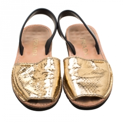 Pre Owned Prada Metallic Gold/Black Python Embossed Leather Flat Slingback Sandals Size 39