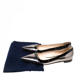 Pre Owned Prada Black/Gunmetal Patent Leather Pointed Toe Flats Size 40