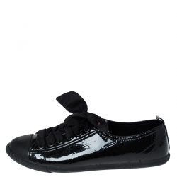Pre Owned Prada Black Crumbled Patent Leather And Rubber Cap Toe Lace Up Sneakers Size 40.5