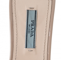 Pre Owned Prada Beige Patent Leather Slip On Sandals Size 38.5