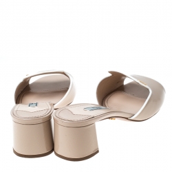 Pre Owned Prada Beige Patent Leather Slip On Sandals Size 38.5