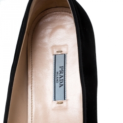 Pre Owned Prada Black Crown Lip Embroidered Velvet Loafers Size 38.5