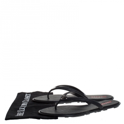 Pre Owned Prada Black Rubber Thong Flats Size 40