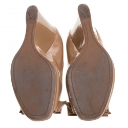 Pre Owned Prada Nude Beige Patent Leather Bow Peep Toe Wedge Pumps Size 37.5