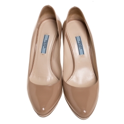 Pre Owned Prada Beige Patent Leather Platform Pumps Size 39