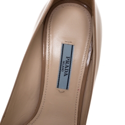 Pre Owned Prada Beige Patent Leather Platform Pumps Size 39