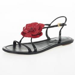 مملوكة مسبقًا Prada Black Patent Leather Flower Flat Sandals Size 36.5