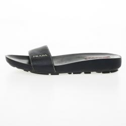 مملوكة مسبقًا Prada Sport Black Flat Slides Size 37.5