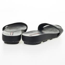 مملوكة مسبقًا Prada Sport Black Flat Slides Size 37.5
