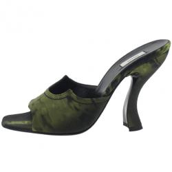 مملوكة مسبقًا صندل برادا أخضر منقوش كانفاس مقاس 39