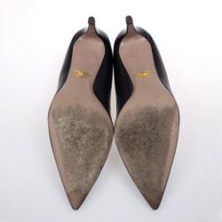 Pre Owned Prada Black Leather Basic Pointed Toe Pumps Size 39.5