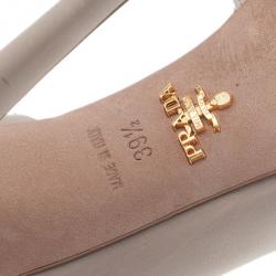 مملوكة مسبقًا حذاء برادا دورساي جلد بيج مقاس 39.5