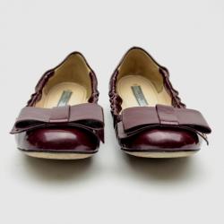 مملوكة مسبقًا Prada Maroon Patent Large Bow Ballet Flats Size 36.5
