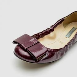 مملوكة مسبقًا Prada Maroon Patent Large Bow Ballet Flats Size 36.5