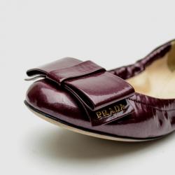 مملوكة مسبقًا Prada Maroon Patent Large Bow Ballet Flats Size 36.5
