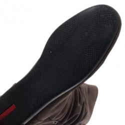 مملوكة مسبقًا بوت برادا فلات سبورت بطول منتصف الساق جلد سويدي بني مقاس 37