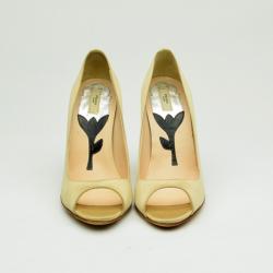 مملوكة مسبقًا Prada Floral Heel Nude Satin Peep Toe Pumps Size 36.5