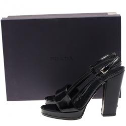 مملوكة مسبقًا صندل برادا فتحة حلفية جلد لامع أسود مقاس 40