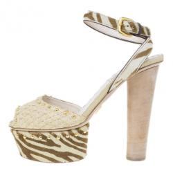 مملوكة مسبقًا Prada Beige Raffia Ankle Strap Sandals Size 39
