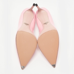 Pre Owned Prada Pink Patent Leather Heart Patch Pumps Size 40.5