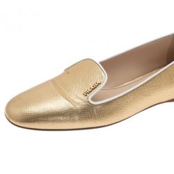 مملوكة مسبقًا Prada Gold Saffiano Leather Smoking Slippers Size 37