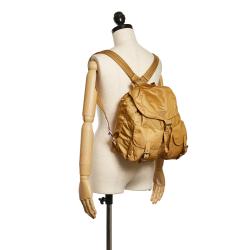 مملوكة مسبقًا Prada Beige/Brown Tessuto Drawstring Backpack