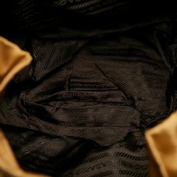 مملوكة مسبقًا Prada Beige/Brown Tessuto Drawstring Backpack