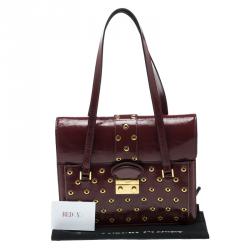 Pre Owned Red Valentino Red Patent Leather Eyelet Shoulder Bag
