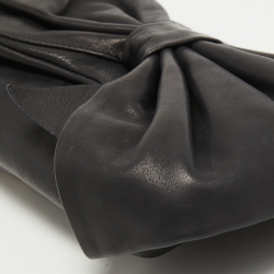 Pre Owned RED Valentino Black Leather Bow Chain Clutch