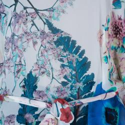 مملوكة مسبقًا Roberto Cavalli Silk Floral Belted Kaftan Top M