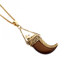 Pre Owned قلادة روبرتو كافالي جلد بني تصميم سن ذهبية اللون