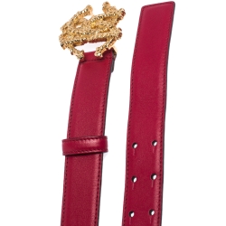 مملوكة مسبقًا حزام روبرتو كافالي إبزيم شعار الماركة جلد أحمر 95 سم