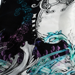 Pre Owned وشاح روبرتو كافالي أبيض وأسود طباعة تجريدية