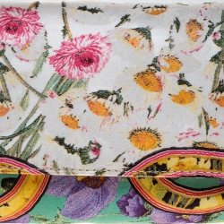 مملوكة مسبقًا Roberto Cavalli Multicolor Floral Print Satin Serpent Bracelet Wristlet Clutch     