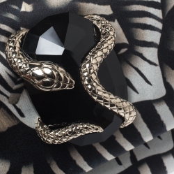 Pre Owned Roberto Cavalli Black Printed Satin Foldover Clutch