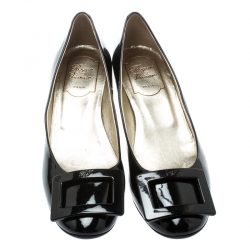 Pre Owned Roger Vivier Black Patent Leather Gommette Ballet Flats Size 36.5